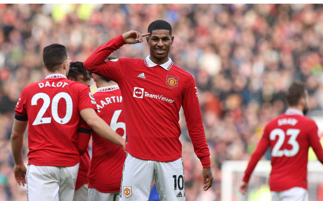 中场为何被 中场为何被